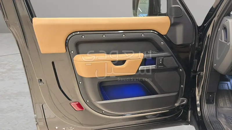 2025 Land Rover Defender 90
