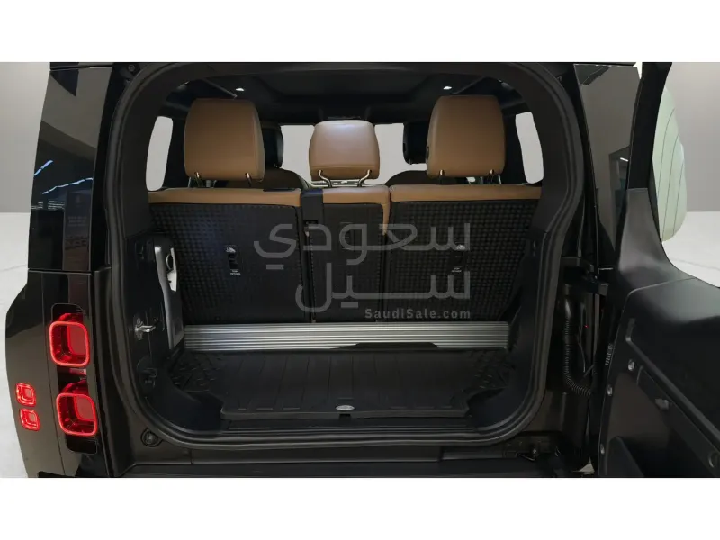 2025 Land Rover Defender 90