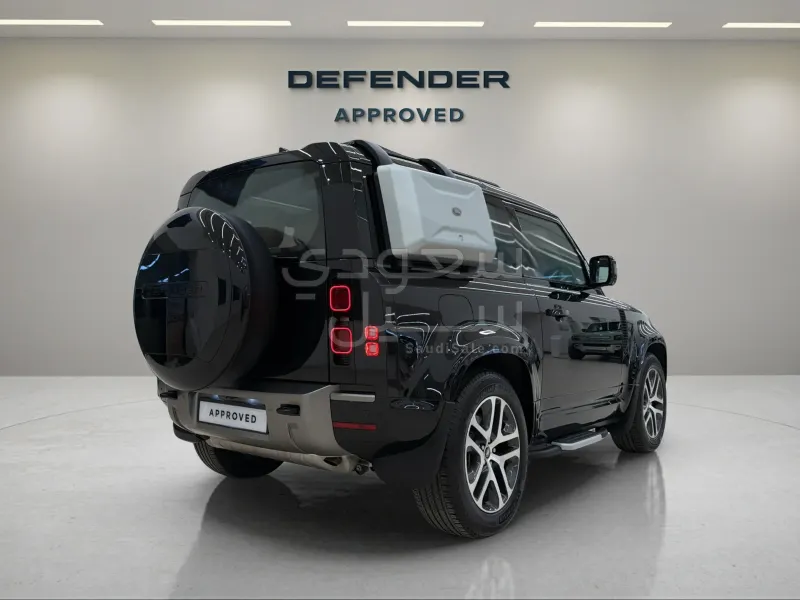 2025 Land Rover Defender 90