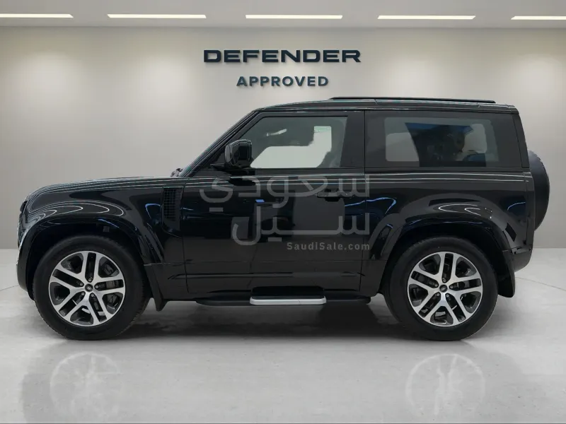 2025 Land Rover Defender 90