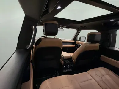 2025 Land Rover Defender 90