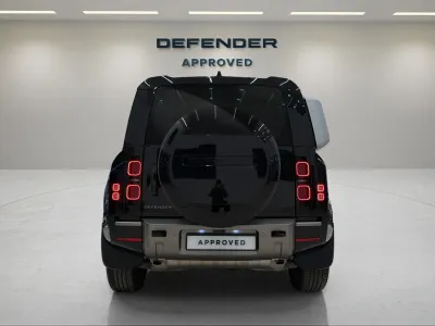 2025 Land Rover Defender 90
