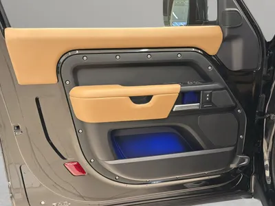 2025 Land Rover Defender 90