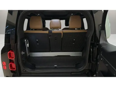 2025 Land Rover Defender 90