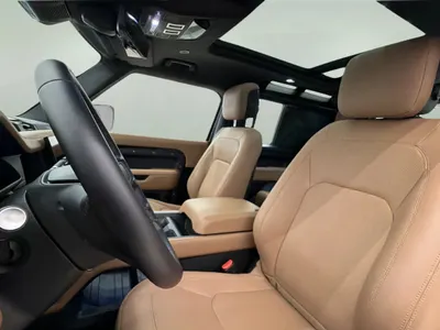 2025 Land Rover Defender 90