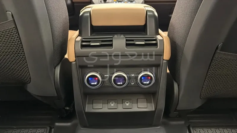 2025 Land Rover Defender X dynamic