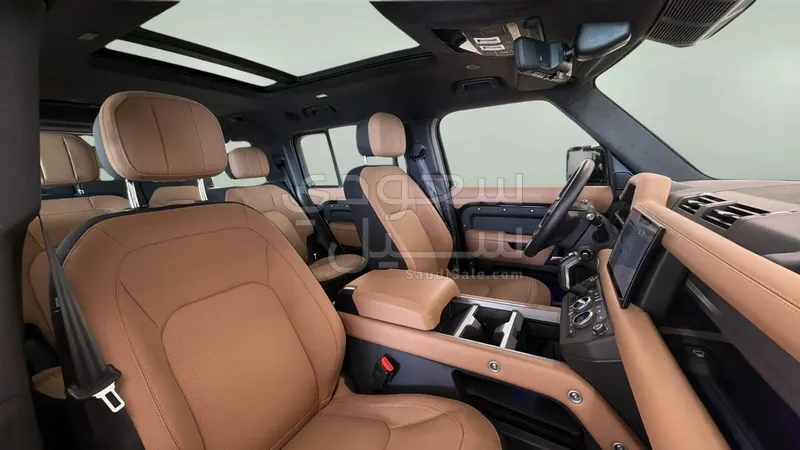 2025 Land Rover Defender X dynamic