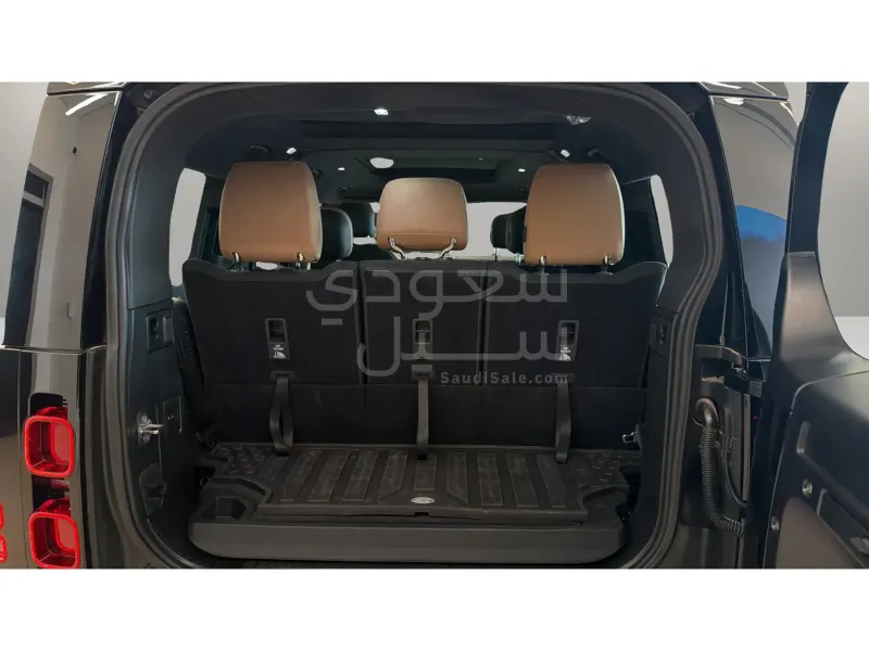 2025 Land Rover Defender X dynamic