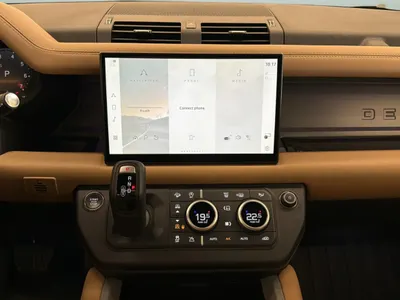 2025 Land Rover Defender X dynamic