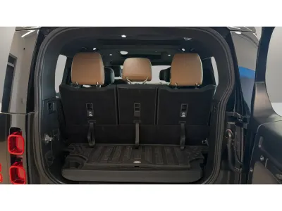 2025 Land Rover Defender X dynamic