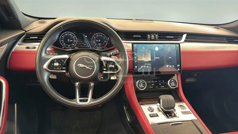 2024 Jaguar F-Pace R-DYNAMIC