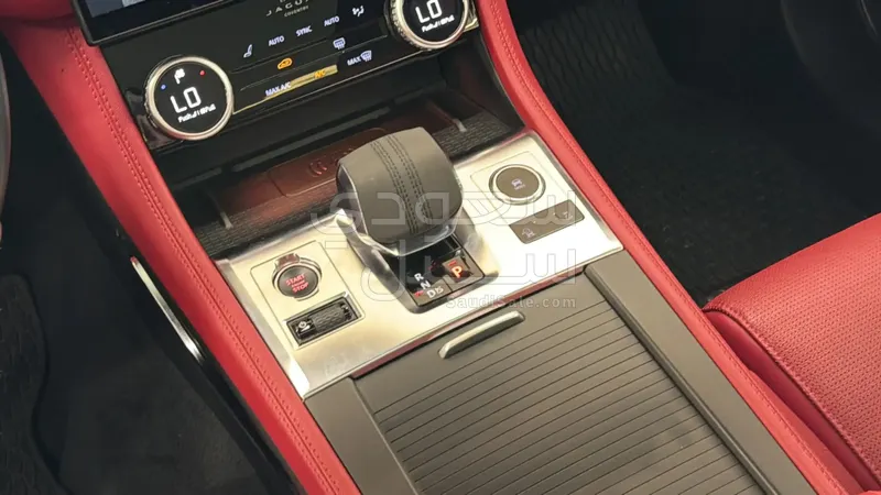 2024 Jaguar F-Pace R-DYNAMIC