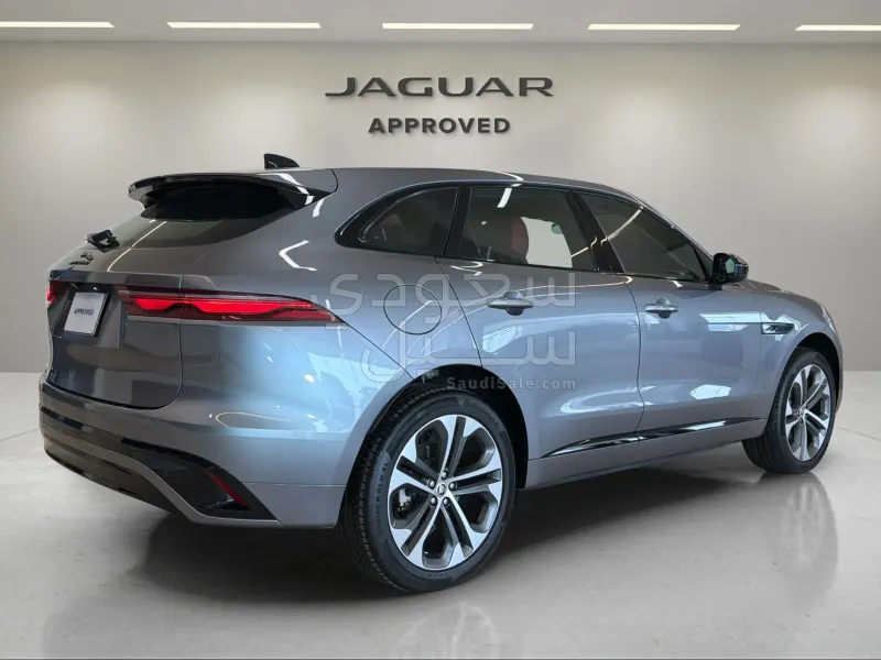 2024 Jaguar F-Pace R-DYNAMIC