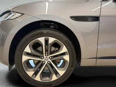 2024 Jaguar F-Pace R-DYNAMIC