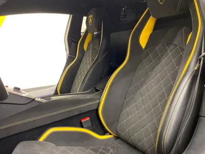 2018 لمبرجيني افنتادور اس