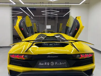 2018 لمبرجيني افنتادور اس