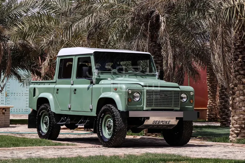 1990 لاند روفر ديفيندر 90