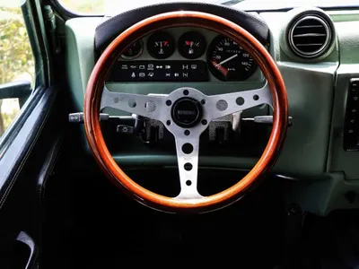 1990 لاند روفر ديفيندر 90