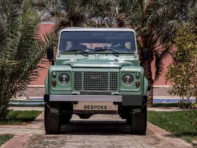 1990 لاند روفر ديفيندر 90