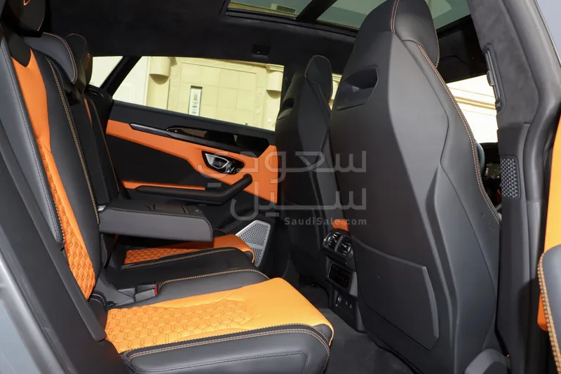 2022 Lamborghini URUS