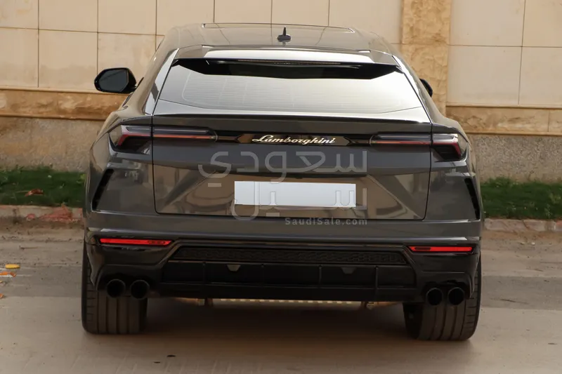 2022 Lamborghini URUS