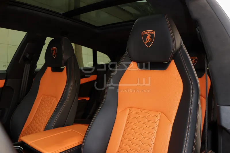 2022 Lamborghini URUS