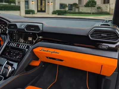 2022 لمبرجيني اوروس