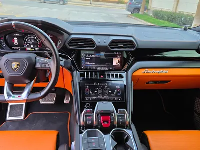 2022 لمبرجيني اوروس