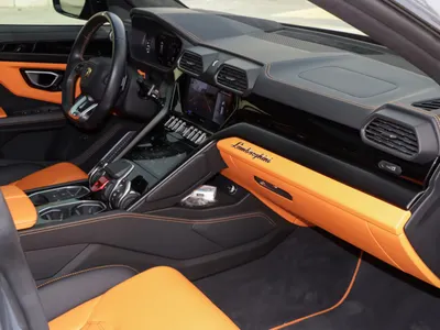 2022 Lamborghini URUS