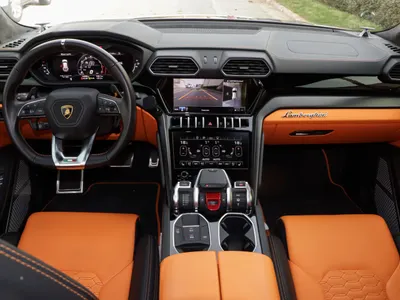 2022 Lamborghini URUS