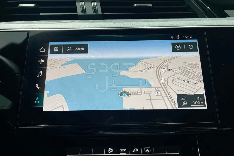 2024 اودي كيو 8 اي ترون سبورت باك