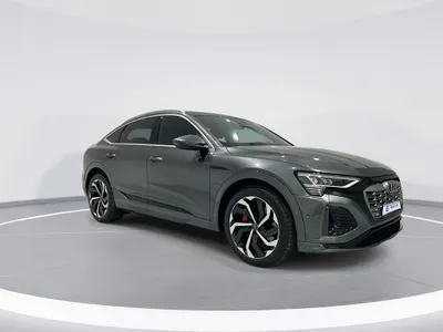 2024 اودي كيو 8 اي ترون سبورت باك