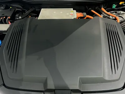 2024 اودي كيو 8 اي ترون سبورت باك