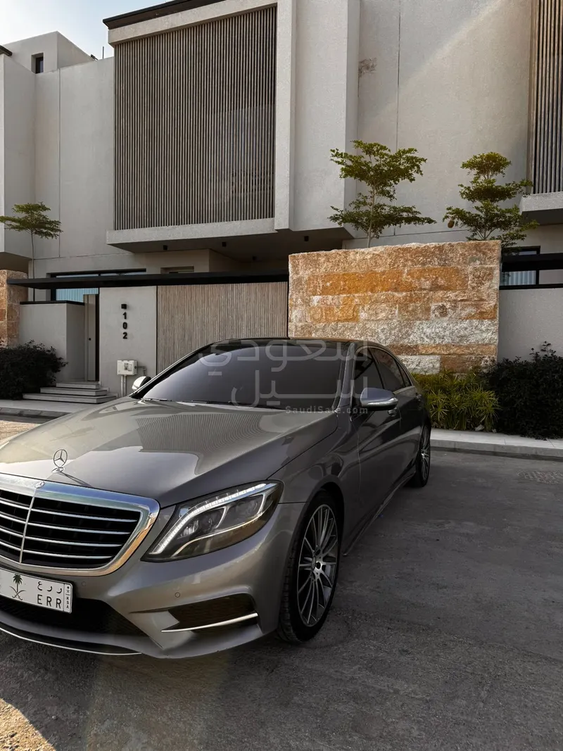 2015 مرسيدس - بنز إس 400