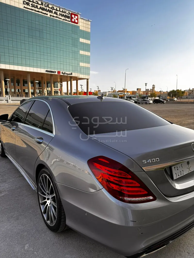 2015 مرسيدس - بنز إس 400