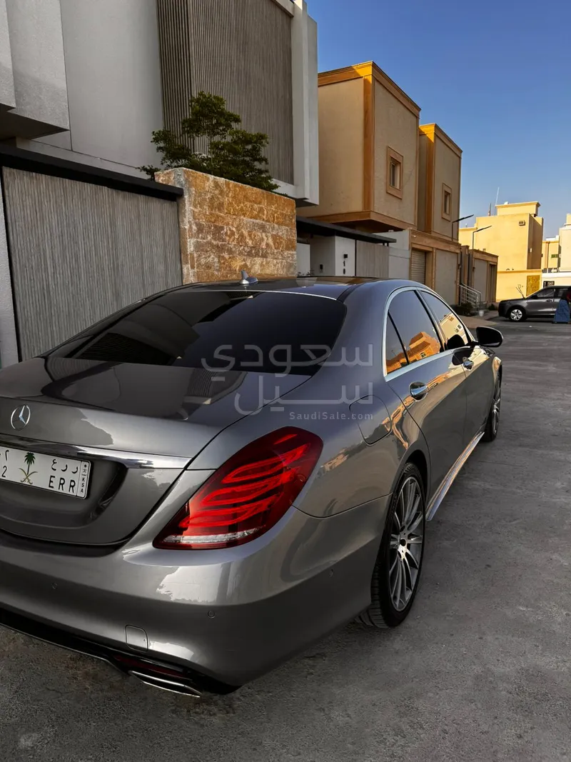 2015 مرسيدس - بنز إس 400