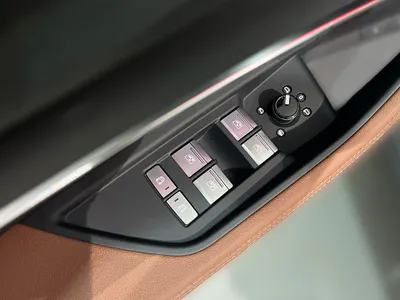 2024 اودي كيو 8 اي ترون سبورت باك