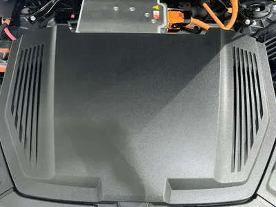 2024 اودي كيو 8 اي ترون سبورت باك