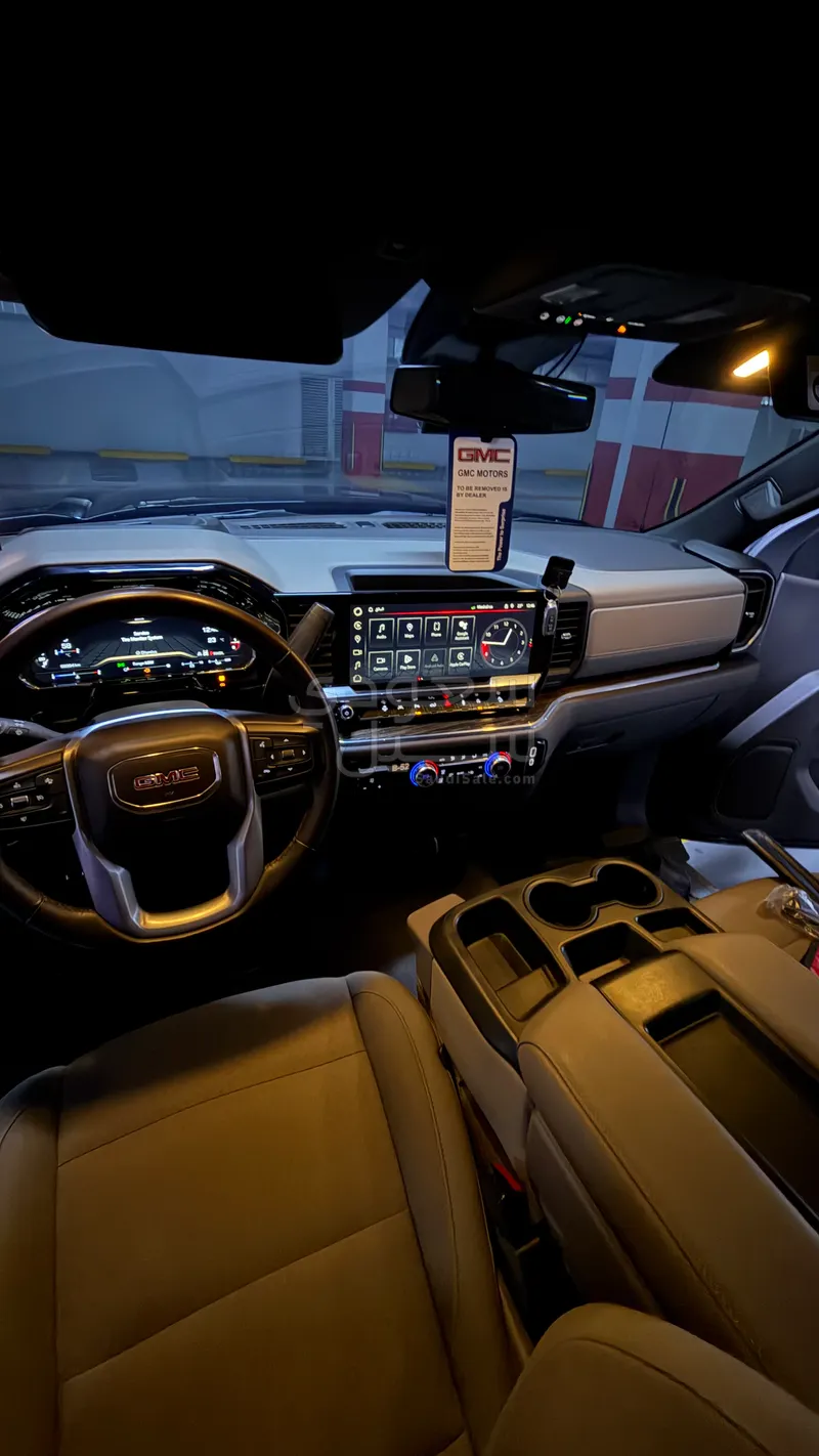 2023 جي ام سي سييرا اس ال اي