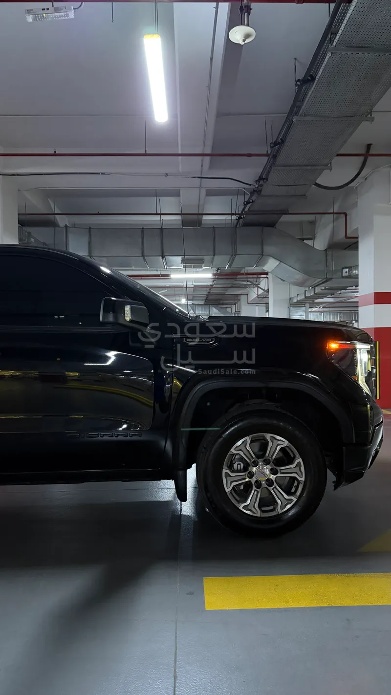 2023 جي ام سي سييرا اس ال اي