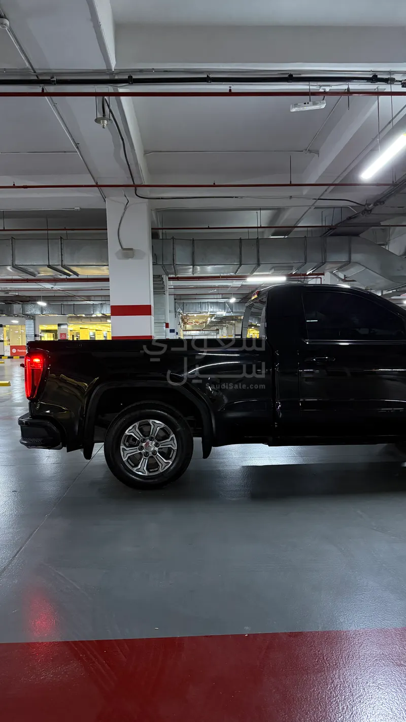 2023 جي ام سي سييرا اس ال اي