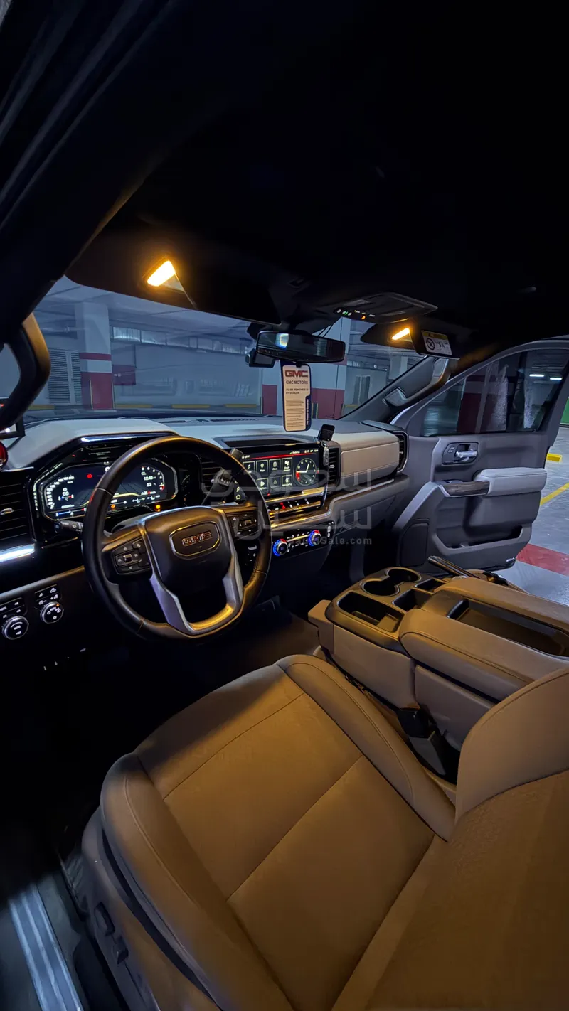 2023 جي ام سي سييرا اس ال اي