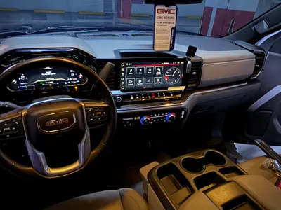 2023 جي ام سي سييرا اس ال اي