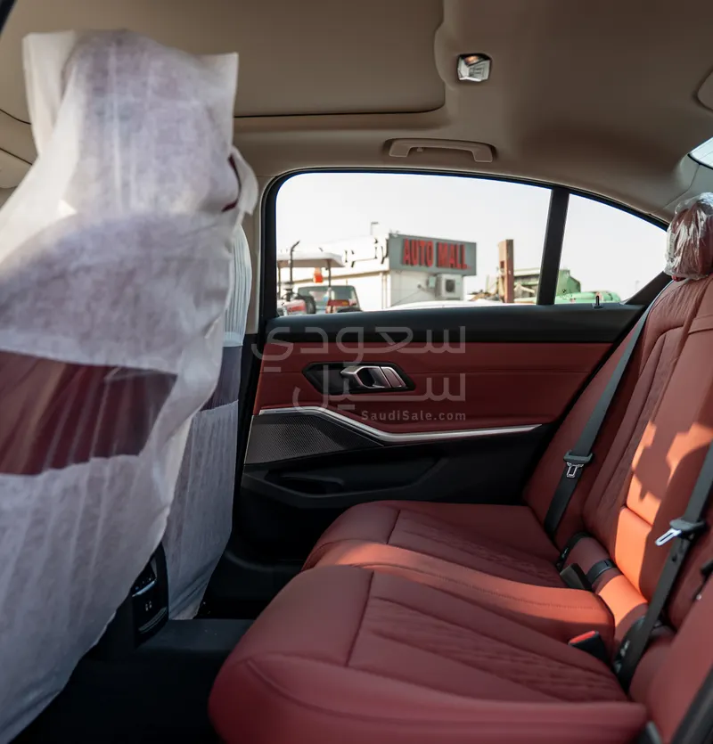 2026 بي ام دبليو الفئة الثالثة 325 أي