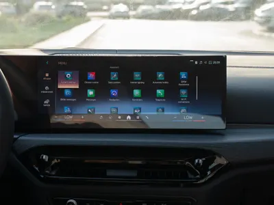 2026 بي ام دبليو الفئة الثالثة 325 أي