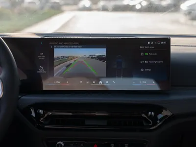 2026 بي ام دبليو الفئة الثالثة 325 أي