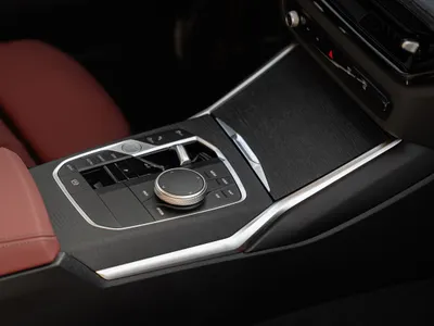 2026 بي ام دبليو الفئة الثالثة 325 أي