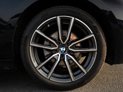 2026 بي ام دبليو الفئة الثالثة 325 أي