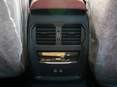 2026 بي ام دبليو الفئة الثالثة 325 أي