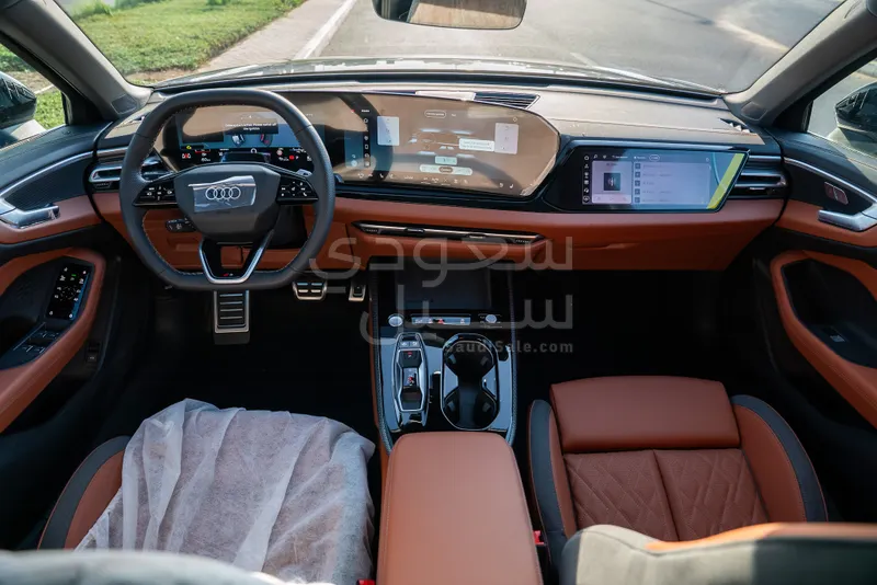 2025 اودي اي 5 40 تي اف اس اي